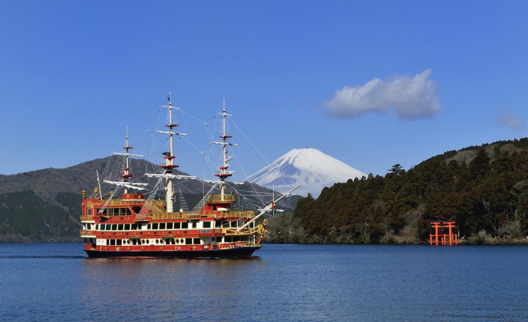 Modan Oabya Hakone: Shrine Visit and Lake Ashinoko Views Apartment Exterior photo